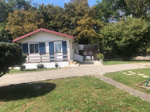 Le Petit Chalet - Location, gîte - La Châtelaine