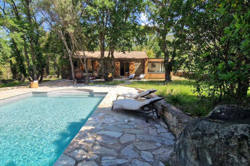 Villa Bergerie Baracco Argia, piscine, maquis et tradition corse pour 6 personnes - Location, gîte - Barbaggio