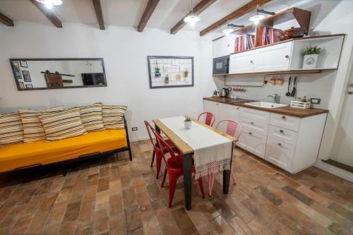  Vicolo39 La casa a due passi dal Lago in Trevignano Romano