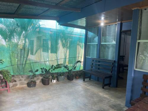 Maricel House in 瓜圖索