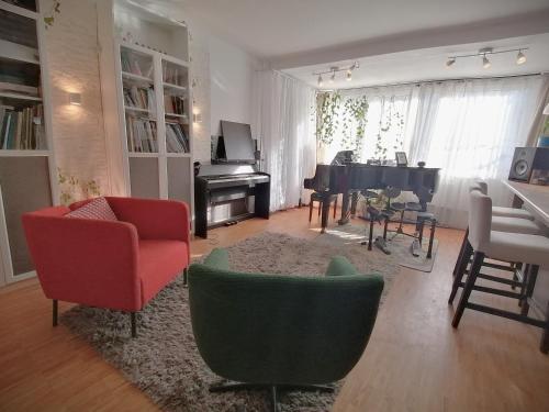 Lovely central flat with grand piano, family friendly, Berlino (foto 4)