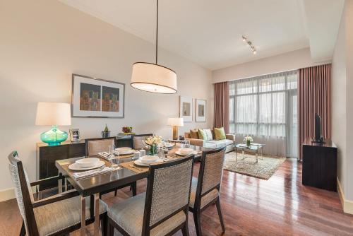Aruga by Rockwell Hotel