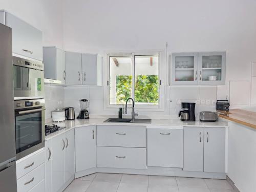 Promo ! La Villa Armony, Havre de Paix avec Jardin Privé ! (Promo ! La Villa Armony, Havre de Paix avec Jardin Prive !) in Lamentin