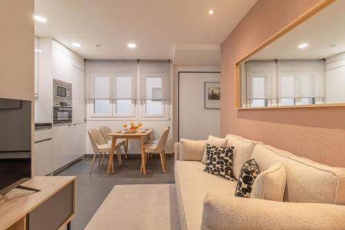 Modern Stay in La Latina for 3 - Vibrant Madrid Location Latina Toledo VII, Madrid (photo 3)