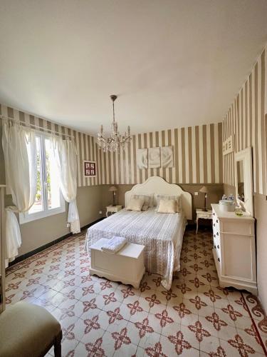 2 twin beds
