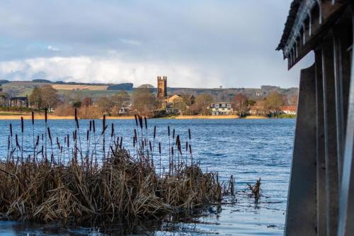 Kinneuchar Cottage - by Elie, Dog Friendly.