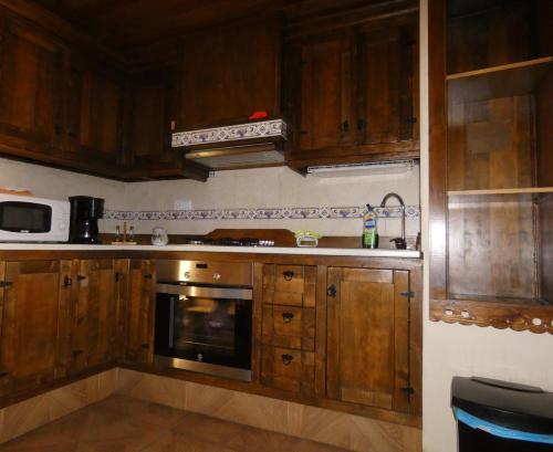 Konyha, La Encina B in Villaverde De Guadalimar