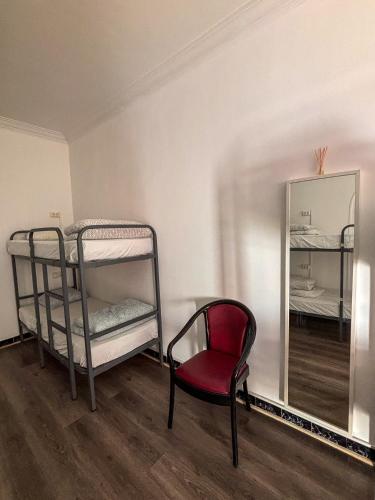Tarragona Hostel - image 14