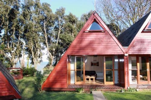 Chalet 16, Deal