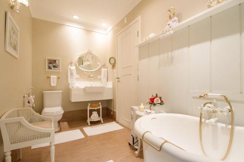 Suite image 3