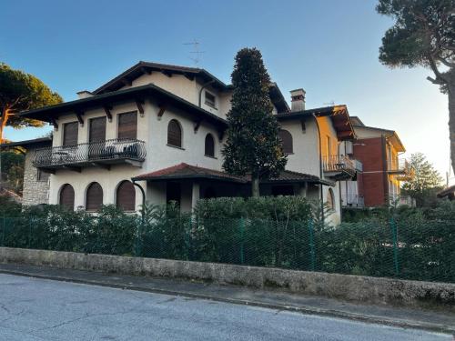 Villa Costa Fiorita 3