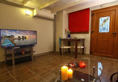 Ionia rooms - image 7