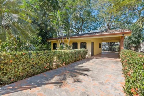 Exterior view, 2-Bedroom House with Pool in Potrero