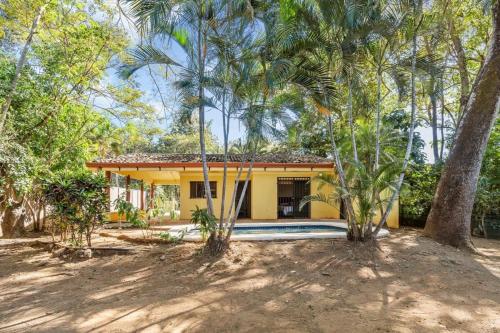 Exterior view, 2-Bedroom House with Pool in Potrero
