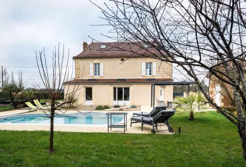 La Bastide avec piscine privée, pétanque et climatisation gîte à louer Saint-Germain-et-Mons