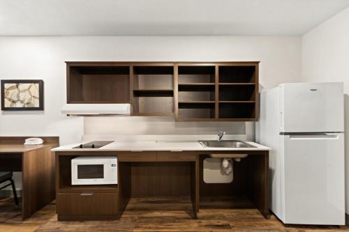 Konyha, WoodSpring Suites Tolleson - Phoenix West in West Phoenix