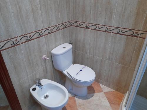 Hostal San Roque - image 10