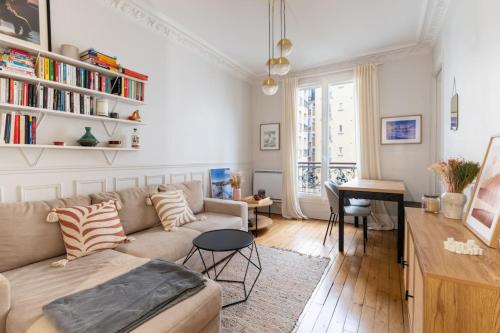 Stunningly Radiant 2BD ApartmentMénilmontant - Location saisonnière - Paris