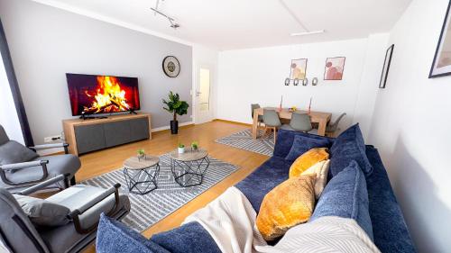 A-City, 3 Zi, smart TV, WLAN, Netflix + Küche - Apartment - Augsburg