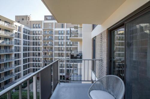 Amazing studio front the Barton Park at Clarendon in Arlington, USA