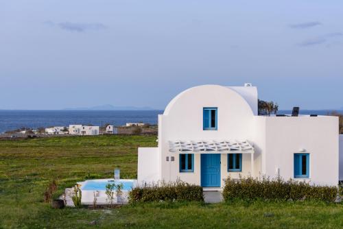 Three-Bedroom Villa image 9