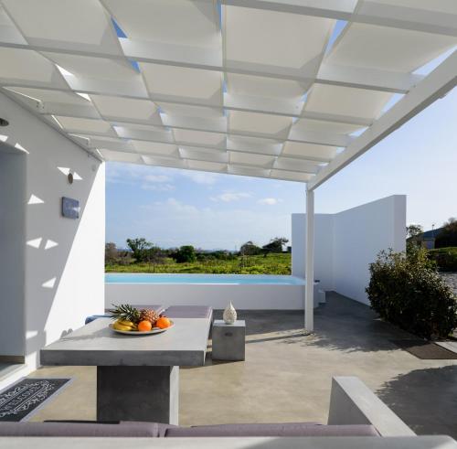 Three-Bedroom Villa image 3