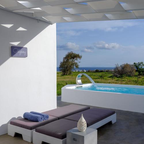 Three-Bedroom Villa image 2