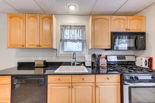 New York Escape Near Times Square and Central Park! in Port Washington, USA