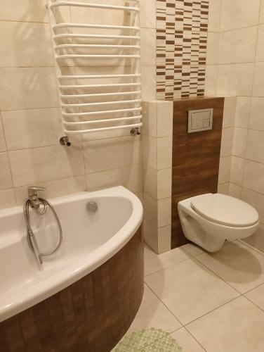 APARTAMENT NAD JEZIORKIEM KĘTRZYŃSKIM (APARTAMENT NAD JEZIORKIEM KETRZYNSKIM) in Кентшин