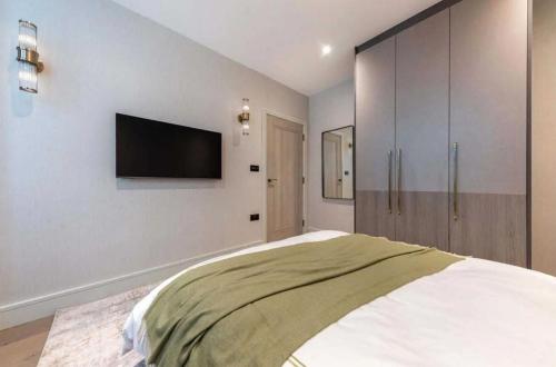 Court Covent Garden Flat - image 4