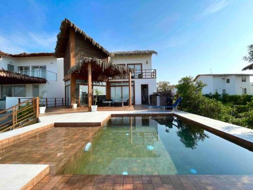 NAUTICA CHINCHA Casa con Piscina frente al mar
