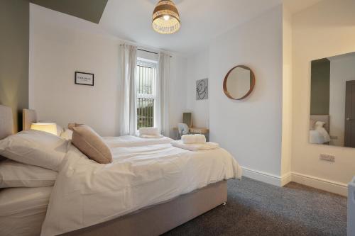 Luxury Sheffield Apartment - Your Ideal Home Away From Home