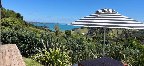 125 Church Bay Cabins - Accommodation - Oneroa