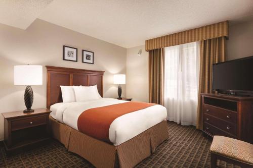 Country Inn & Suites by Radisson, Lawrenceville, GA