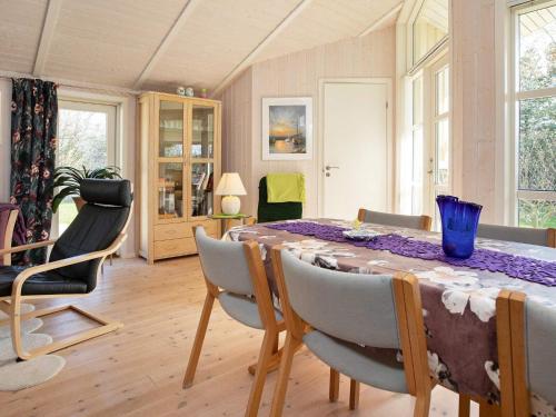 Holiday Home Sandrenden