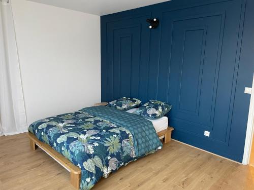 Coliving - Chambre bleue - Pension de famille - Sarcelles