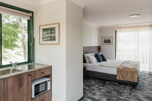 Wallaby Hotel in Springbrook