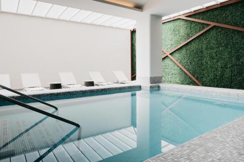 Programlehetőségek, Crown Victoria Hotel in Queretaro City Center