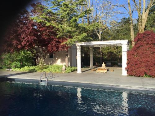 West Hamptons Zen retreat