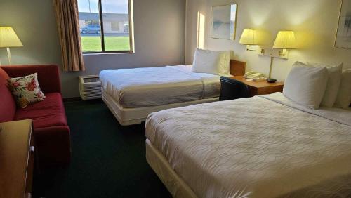 Carlyle Inn & Suites Carlyle (IL) United States