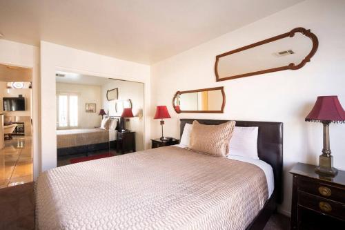 South point MGM 7 mi. LV Raiders, Adults Only