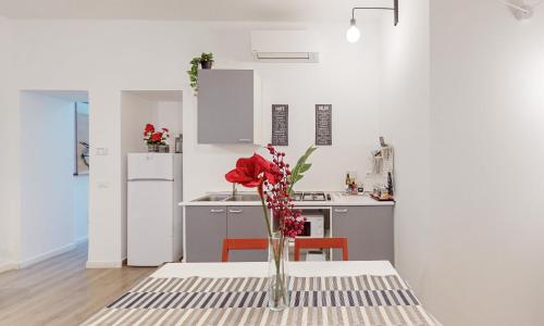 New Japan Trastevere Apartment, Рим (фото 8)