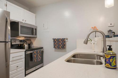 1M Views Penthouse Condo in Golden Foothills in Golden, USA