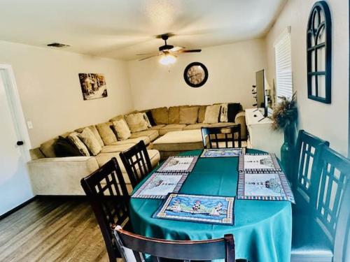 Lighthouse Suite Pet Friendly Hot Tub Sleeps 4