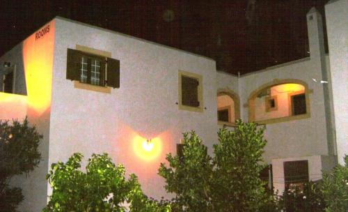  Cerigo House in Kondoliánika
