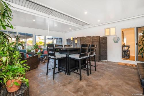 Facilities, Now, this is San Diego! in North Clairemont