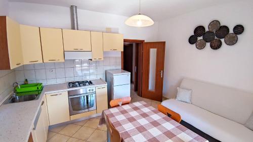 One-Bedroom Apartment with Terrace image 5