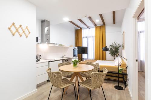 Moontels Plaza de Vannes Room Type - One-Bedroom Apartment - Disability Access