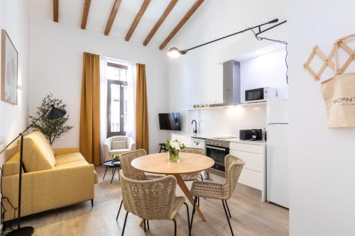 One-Bedroom Apartment image 10