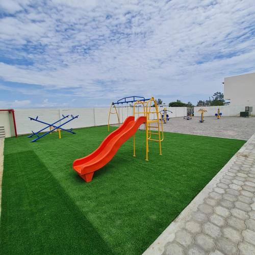 兒童遊樂場, Suite con Vista al Mar, Piscinas, Jacuzzi, Wifi in 普拉亞斯維亞米爾